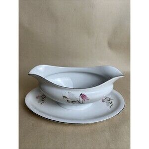 VTG Royal Dutchess Bavaria Germany Mountain Bell Pink Gravy Boat bowl‎ Plate